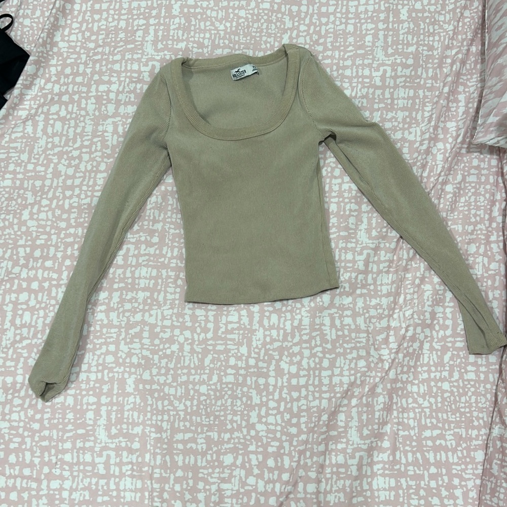 Hollister Top